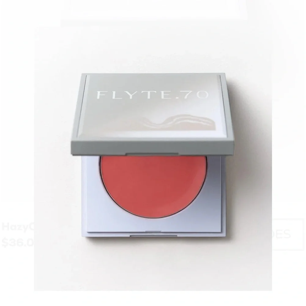 🍓✨ Flyte.70 Crème Blush – Heartbreaker – New With Tags ✨🍓